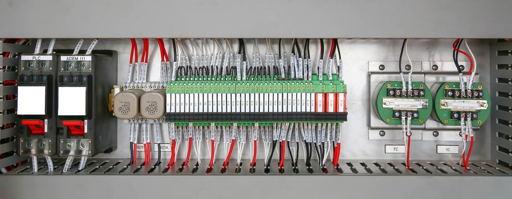 “可編程plc控制器的次世代產(chǎn)品將會(huì)具備哪些特點(diǎn)？”